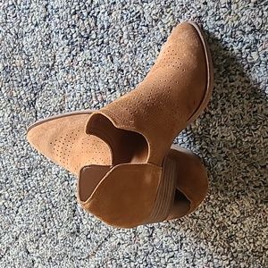 Gianni Bini Suede Booties